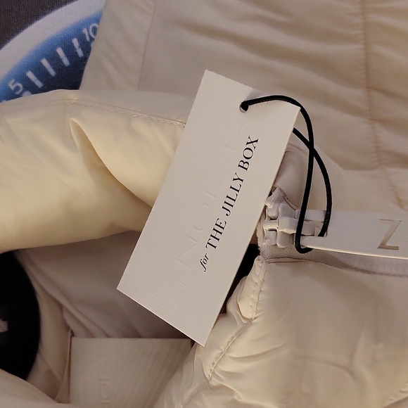 JILLY BOX 2023 NOIZE JACKET NWT CREAM 2X - Picture 2 of 6
